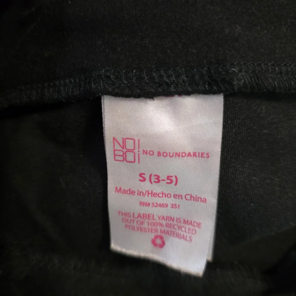 ▪️No Boundaries Black Bell-bottom Pants Sz 3/5 - Picture 2 of 2